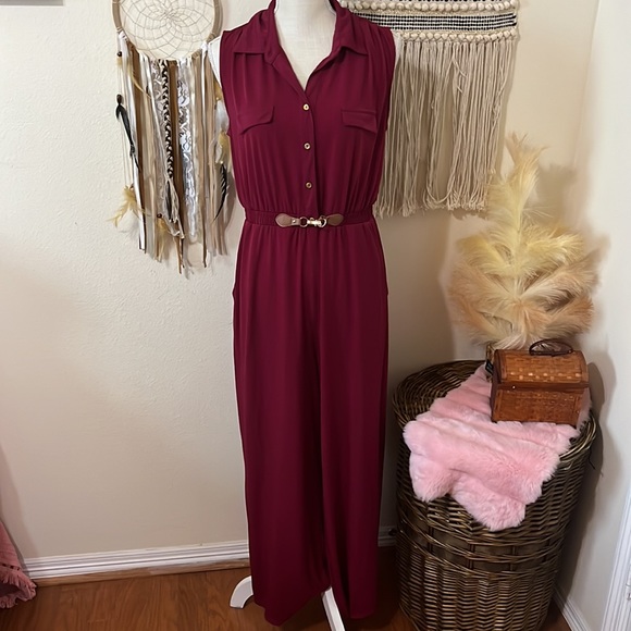 Burgundy Rayon Jumpsuit- Romper by G Kollection/ Size Medium - Picture 3 of 9